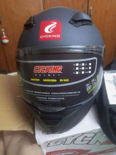 السلام عليكم شباب عندي خوذ حلوات ماركه امزون طلعلي بل غراض سعر القطعه ٦٠الف ***********
