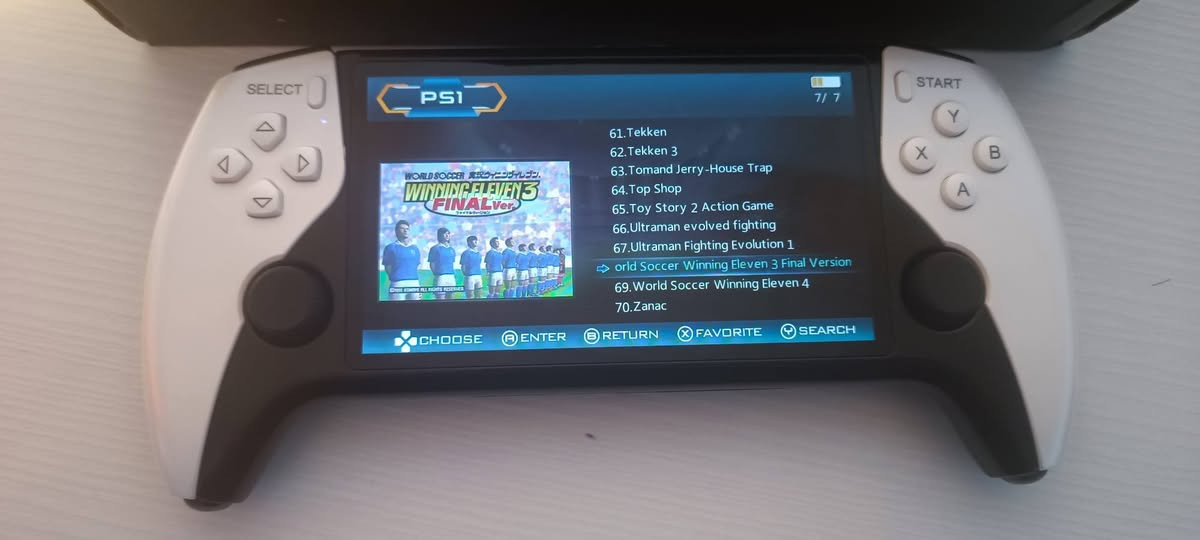 استمتع بوقتك مع جهاز الترفيه المحمول SF3500! 🎮🎬
للبيع جهاز ألعاب ووسائط متعددة كامل:
✅ ألعاب كلاسيكية (PlayStation، Sega، والمزيد)
✅ شاشة 5 إنش لمشاهدة الأفلام والصور
✅ منفذ HDMI للتوصيل بالشاشة الكبيرة
✅ تصميم مريح ومثالي للسفر والترفيه
📍 متوفر حالياً.
🚚 خدمة التوصيل متوفرة لجميع المناطق!
للاستفسار، أرسل لي رسالة (العدد محدود).

کاتەکانت بە ئامێری SF3500 خۆش بکە! 🎮🎬
​ئەم ئامێرە تەنها یاری نییە، بەڵکو ناوەندێکی ترفیهی تەواوە:
✅ یارییە کلاسیکییەکان (PlayStation، Sega، و چەندانی تر)
✅ شاشەی 5 ئینچ بۆ سەیرکردنی فیلم و وێنە
✅ دەرچەی HDMI بۆ بەستنەوە بە تەلەفزیۆن
✅ دیزاینێکی زۆر ئاسوودە بۆ گەشت و کات بەسەربردن
​📍 ئامێرەکە بەردەستە.
🚚 خزمەتگوزاری گەیاندن (Delivery) بۆ هەموو ناوچەکان هەیە!
بۆ نرخ و وردەکاری زیاتر نامە بنێرە. أربيل, العراق


**إذا كنت صاحب هذا الإعلان وتريد حذفه لأي سبب، رجاءا أرسل رسالة إلى الدعم الفني**