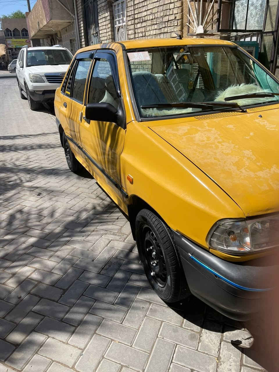 سلام عليكم سايبا موديل 11مصفرة هيئة غرامات عليهة450 ينزلن من سعرهة سيارة كهربائيات كلهة شغالة تخم تاير جديد صدر امامي جديد عوزهة بس دبلات خلفية السيارة كبل للشارع الله يشهد ب24بيهة مجال بسيط *********** مكاني مدينة الصدر
