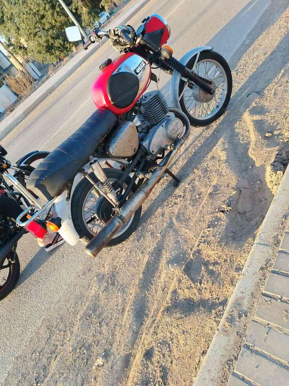 سلام عليكم مرخصتك مدير الكروب المحترم ماطور 81 كصه 4 عل فتح بي جويتين بل خشم وبذيل كير ومكينه بل جيس دراجه عل سحك كهربائيات شقاله بس صفاحيت الباتري عوزه صبق هاذه رقمي *********** وشراي بي خير ويدلل
