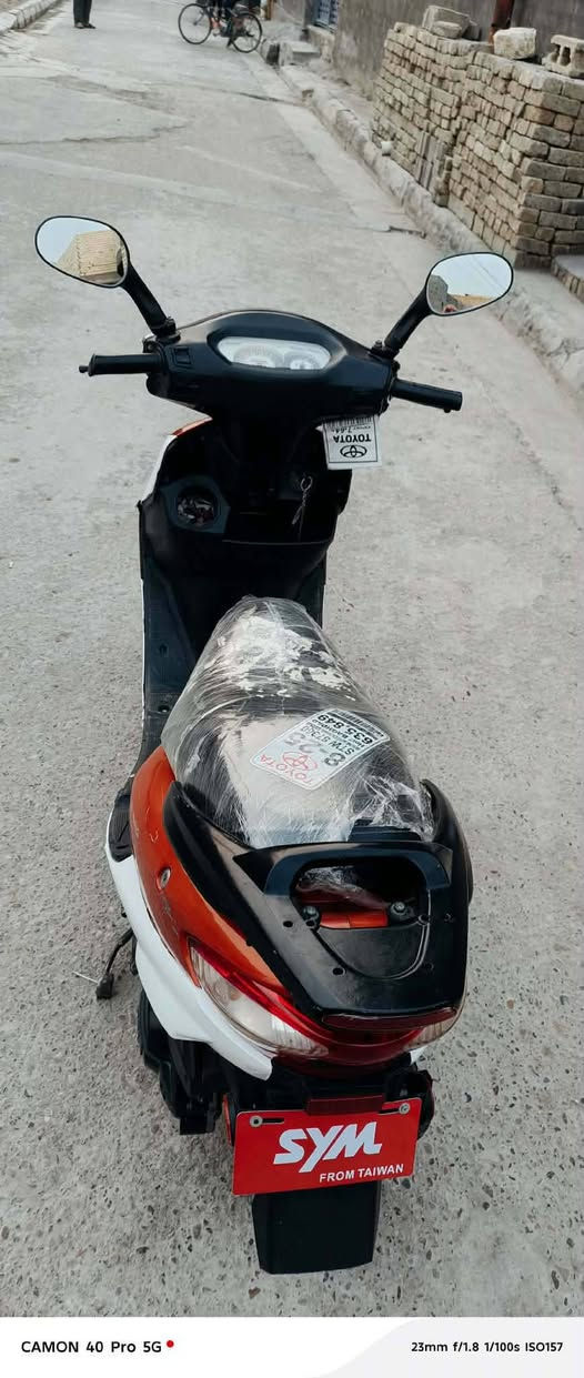 دراجه للبيع مكفوله كفاله سعر خاص ***********
