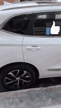 جوليون   محرك  1.5 لتر   فئة الفول مواصفات رقم بغداد في بغداد
الموديل: 2024 (خليجي) سيارة اعتمادية 
العداد: 21000 كيلو متر
المحرك: 4 أسطوانات  تيربو 152 حصان 
عزم الدوران 224   (نيوتن-م)
ناقل الحركة  من 7 سرعات 
استهلاك الوقود: 9.1 لتر لكل 100 كم

الضمان الأساسي:10  سنوات للمالك الاول و 7 سنوات للمالك الثاني
 

السعر 24500000 اربع وعشرين مليون وخمسمئة ألف دينار  
المواصفات:
 قبل كل شي : شخطات بالدعامية الخلفية وطخات بالدعامية الأمامية  وطعجة بالدوسة اذا تقرب الصورة ممكن تبين 
عدد  المقاعد 5 ركاب واسعة ومريحة 
إطارات قياس 18 إنچ
فتحة سقف 
شاشة عرض ترفيهية قياس 12.6 إنچ
كاميرات محيطية 360 درجة بدقة واضحة جدا 
حساسات أمامية
حساسات خلفية
 حساسات جانبية 
 مثبت سرعة مع رادار تفاعلي
نظام مراقبة النقطة العمياء
نظام الكبح التلقائي في حالة الطوارئ
نظام تحذير الاصطدام الامامي
نظام القيادة شبه الذاتية
نظام الفرامل الأوتوماتيكي Autohold
نظام ابل كار بلاي واندرويد  
المقاعد لون مشمشي من الجلد الفاخر
مقعد السائق  كهربائي تدفئة
مصابيح أمامية أوتوماتيكية LED و نهارية
 صندوق واسع  يدوي  بسعة خزن 430 لتر
المرايا الجانبية قابلة للطي كهربائياً 
نظام تكييف ثنائي عالي الكفاءة حتى في الأجواء الحارة جدا  
دخول ذكي (بصمة)
خاصية إغلاق الشبابيك وفتحة السقف عن بعد
شاحن هاتف لاسلكي 
 حساس الماسحات الأمامية للمطر
وضعيات قيادة متعددة ٤
نظام مراقبة ضغط الاطارات
وسائد امان هوائية  امامية وجانبية عدد 6 
داتا شو (head display) تسمح للسائق رؤية معلومات الشاشة أمامه في الزجاج الامامي وبوضوح

أأكد (وجود شخطات بالدعامية الخلفية الجهة اليسار والدعامية الأمامية الجهة اليمنى والدوسة تحت مقعد الراكب )
وللتاكيد @@السعر 175 ورقة 

موبايل واتس ***********

@الجميع
