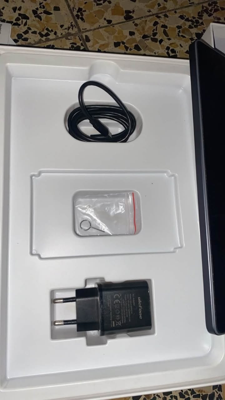 تاب A10برو  اصلي مستخدم سبوع ابيعه عندي ضرف ذاكرته 128 وبطاريه فول وماينزل شحن ابد ومابي اي عيب مستخدم قليل كلش وحتى بوبجي ينزل سعره 250 العنوان كركوك


**إذا كنت صاحب هذا الإعلان وتريد حذفه لأي سبب، رجاءا أرسل رسالة إلى الدعم الفني**