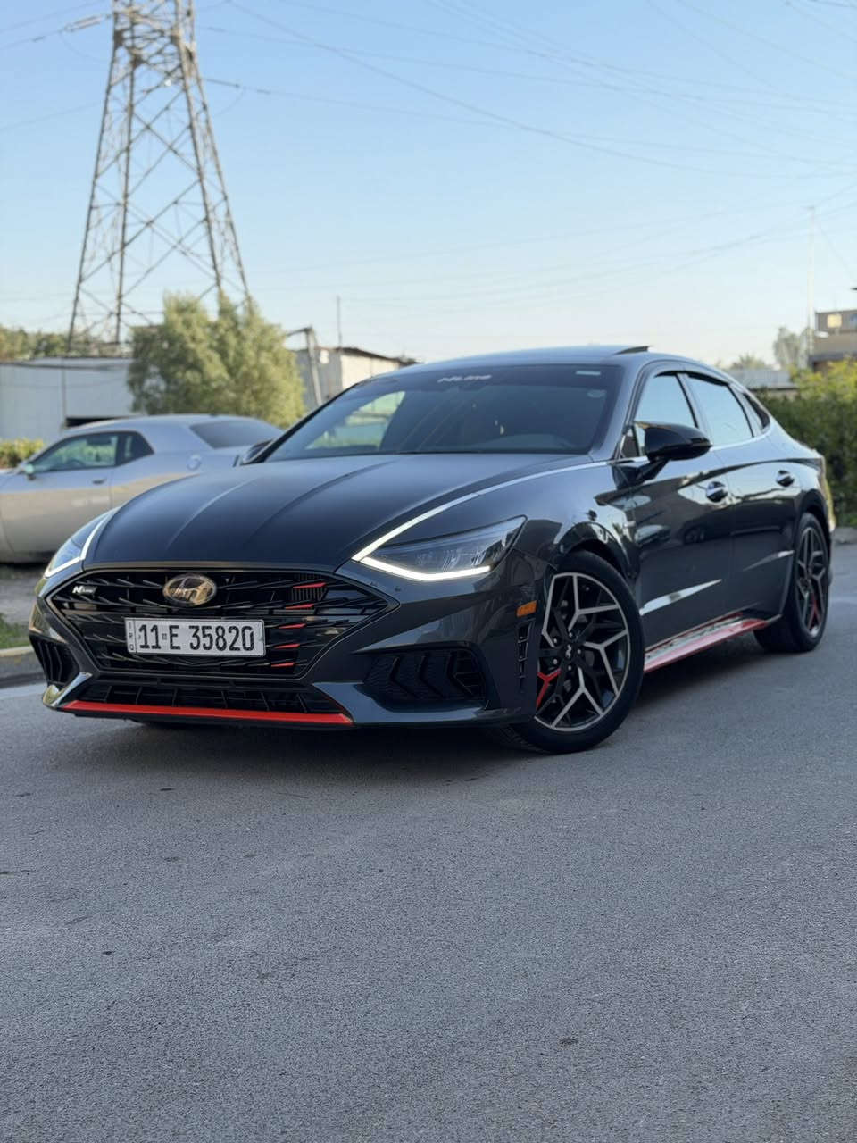 سوناتا (2021) N line
* فتحة بانوراما 
* * كاميرا ٣٦٠ درجه
* بصمة تشغيل وابواب 
* مكينة 2500 تيربو 
* كير دبل كلج 8 سرعات 
* كشنات رياضي مختومة جلد وكنتارا
* تدفئة كشن امامي + خلفي 
* سماعة 12 (bose)
* 4 وضعيات قيادة 
* انارة داخلية ( عجلة الوان ) 
* لدات امامية 
* لايت زينون 
* ويل كبير
* اوتو هولد
* هاند بريك بصمة 
* نظام المحافظة على خط المسار
* نظام النقطة العمياء
* شاشة ديجتال
* كيجات الكتروني
* نظام تركيب صوتي
* كرسي كهرباء
* رادارات امامي وجانبي وخلفي
* مود درايف
* اشاير بالمري
* تبريد بيانو
* كروس تثبيت سرعة 
* قيادة ذاتية
* منافد usb
* شحن ذكي لاسلكي
* دوسات سبورت بلاد اسود
تدفئه ستيرن 
تدفه كشنات امامي وخلفي 

الحادث خلفي شبر بارد جاملغ خلفي وشبر صبغ بالجاملغ الخلفي عكس السايق وتبديل قبق جنطه تفصيخ اصلي 

*السعر 179 
العنوان بغداد الدوره 
***********
