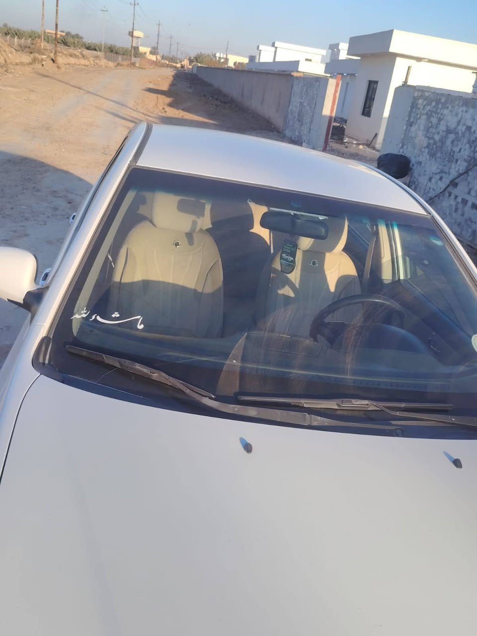 الانتره أبيض موديل 2010 شمالي إنكليزي بسمي مكفول من الصبغ والضربه السيارة جاهزه  جديده صدر جديد كهربائيات كله شغله العنوان صلاح الدين قضاء بلد طريق الظلوعيه ***********
