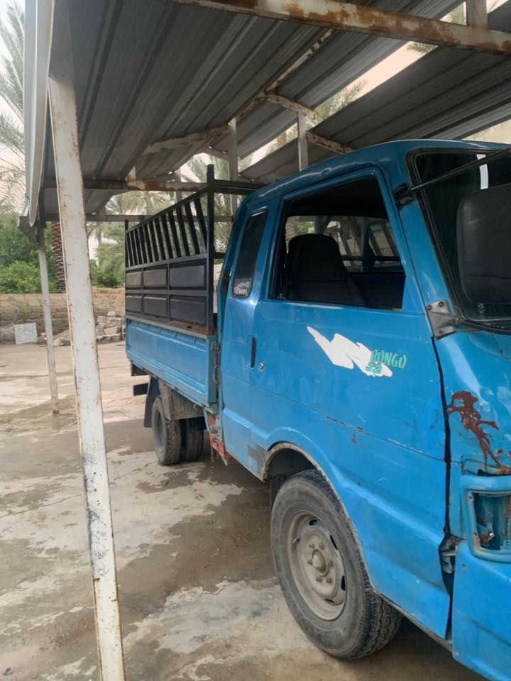 السلام عليكم كيا بنكو موديل96رقم صدامي كير محرك كهربائيات كلها شغاله خير من الله السعر ٣٢/وبيها مجال العنوان صلاح الدين الضلوعيه رقم الاتصال ***********//***********
