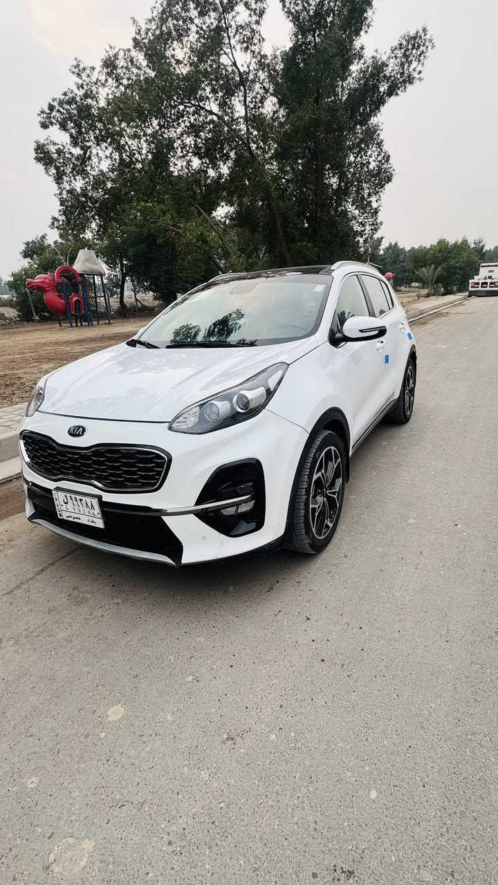 سلام عليكم سبورتج جي تي لاين 
معروفه مواصفات الجي تي لاين فول الفول جنطة كهرباء بنراما شاشة كامرة دوارة لدامامي وخلفي فول حساست السيارة جاهزة  
مديل 2020 
ماشيه 90 الف
سياره جديده كلش مكفوله من كلشي ما عده صبغ صبغ مقدمة الجاملغ الأمامي والدعامة الخلفية
مناقصه شي سياره حته تايرات وباتري جديد  
سعر 194
بغداد *********** مكاني بغداد الامين الثانية
