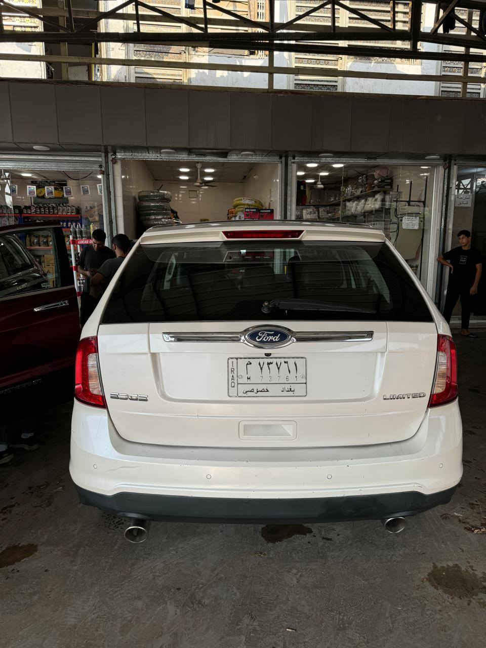 فورد ايدج 2011 فول مواصفات لمتد
محرك 3500 
 كشنات تدفئة تبريد و كهربائيات تحكم مري
شاشة لمس بلادية
مصبوغة صفحة سايق
سعر 105
***********
