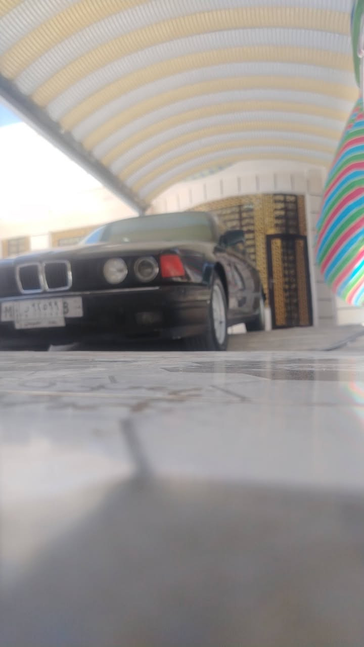 السلام عليكم للبيع بي ام موديل 91 سياره كير محرك تبريد شغال تخم تاير ويل مكان بابل ***********
