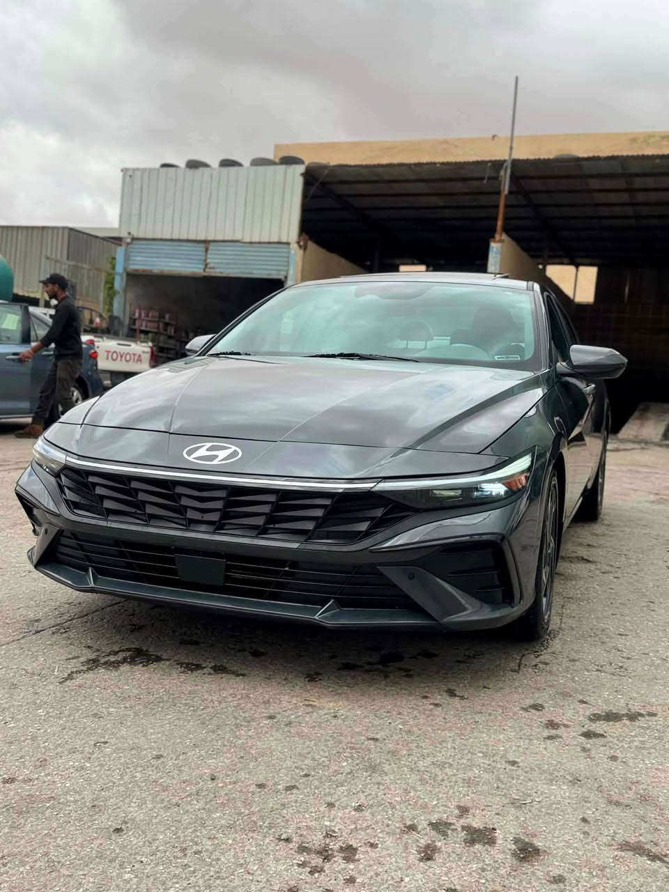 الانترا موديل 24 فول مواصفات كلين  كفاله عامه بارد شبر فقط دخول جديد
سعة المحرك:- 2000دوش
الموديل 2024
🔘 فتحه سقف 
🔘 معدل المشي 18m الف 
🔘 الون ابيض 
🔘شاشة دجيتل متصلة بلكامل
🔘بصمة تشغيل 
🔘بصمة أبواب
🔘بصمة صندوق 
🔘تشغيل عن بعد
🔘رادار امامي رادار خلفي وجانبي
🔘مانع تصادم بريك ذكي 
🔘مدخلين شحن واوكس
🔘تبريد بيانو منفصل
🔘دشبول لد بلادي الوان
🔘كاميرا خلفية دوارة
🔘كراسي تدفئة 
🔘مانع تصادم  
🔘حساسات اطارات 
🔘مثبت سرعه Cross
🔘اضوية اماميه LED
🔘نضام ترحيب عند الاقتراب 
🔘مانع انزلاق 
🔘تدفئة بالكشنات
🔘تدفئة ستيرن 
🔘دخول ذكي 
🔘نظام قيادة ذاتية 
🔘انارة اضوية اوتوماتيك
🔘نظام GPS + خرائط 
🔘3 أنظمة قيادة (eco,Nor, sport) 
🔘شاشة اعطال الكترونية 
🔘زر عرض الكاميرا
🔘شحن واير ليس 
مكان السياره. الفلوجه. 
السعر اتصل ع رقم 
‏ 
‏ ***********
***********
