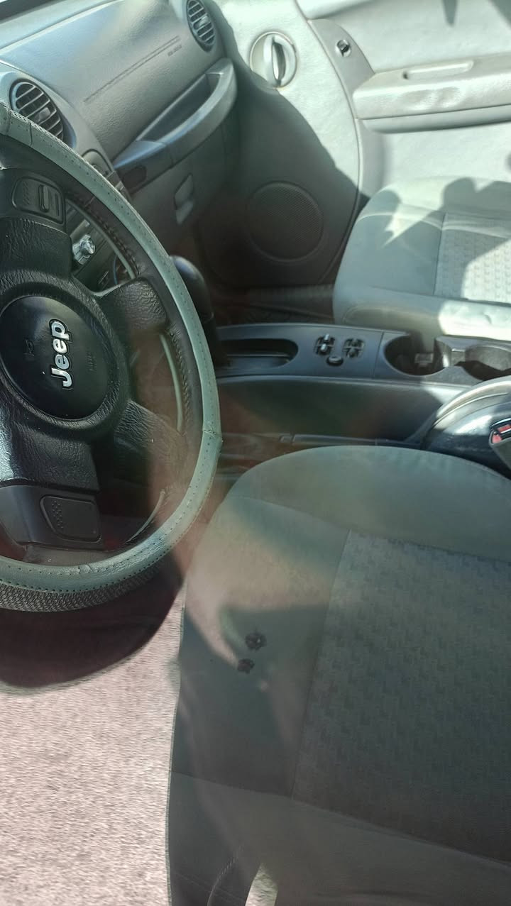 سلام عليكم جيب 2007 كفاله رقم سليمانيه سنويه 29  سياره   جديد حيل سعر 78 وبيه مجال الشراي يخابر *********** مكلف بل نشر
