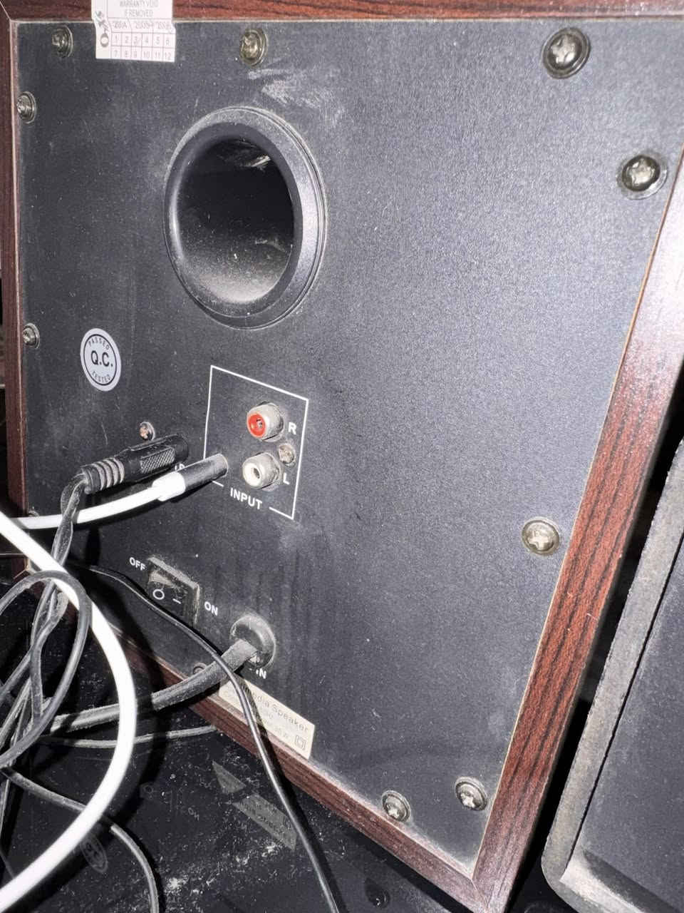 للبيع
مكبر صوت يشتغل على موبايل 
ويشتغل على تلفزيون والحاسبة 
مستعمل بس نظيف مابيه عيوب 
ادفع سعر بيه 
يوجد خدمة توصيل


**إذا كنت صاحب هذا الإعلان وتريد حذفه لأي سبب، رجاءا أرسل رسالة إلى الدعم الفني**