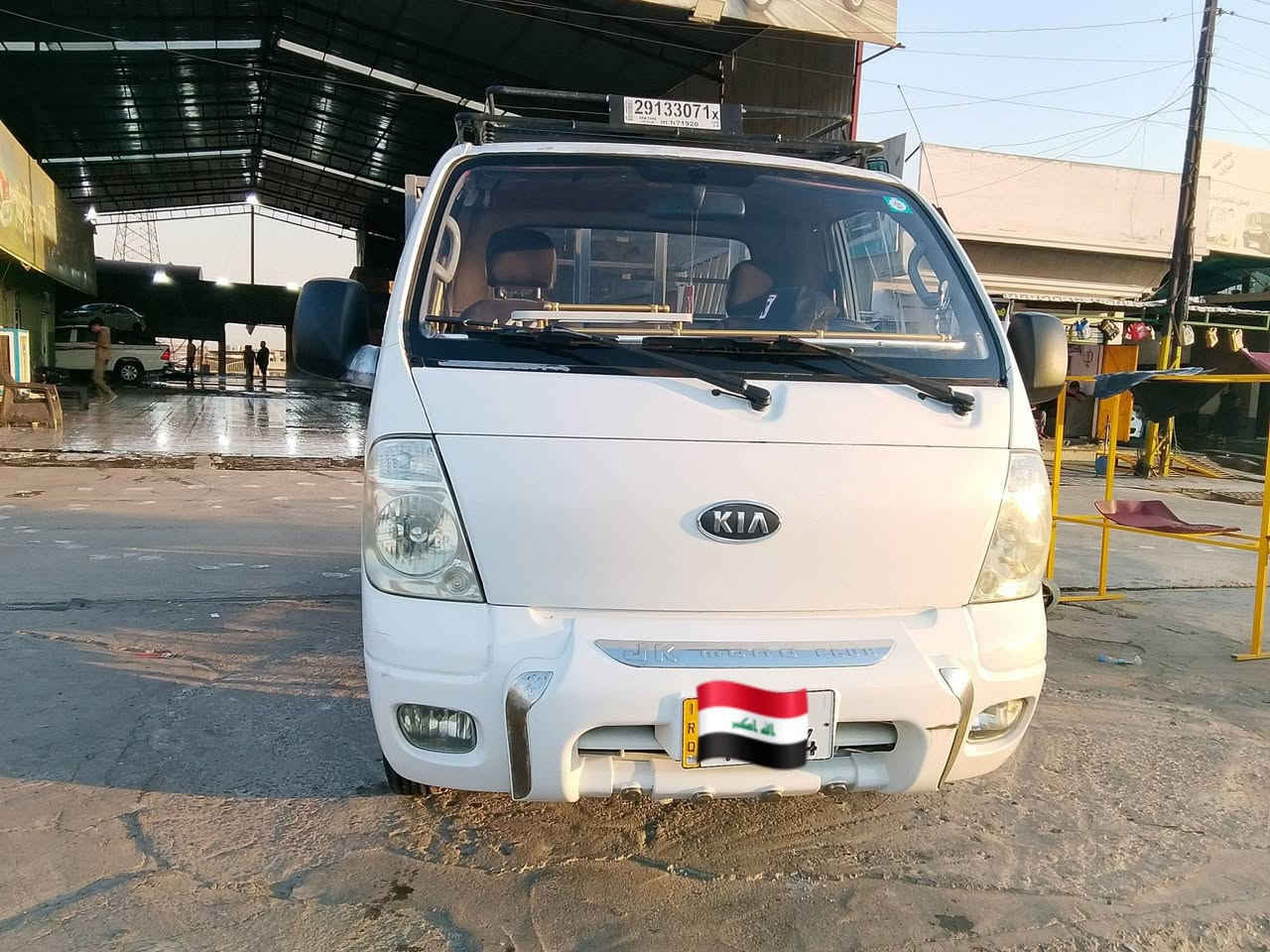 السلام عليكم شلونكم عيني هاي كيا للبيع بدون اي ضرر موديل 2009 تحويل فقط***********
