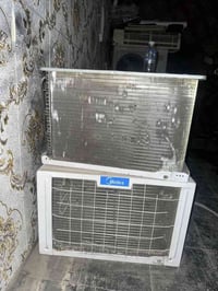 مكيفات للبيع سعر الواحد ٣٥٠ نضيفات شغالات ثلج تبريد مالهن تواصل 077833...