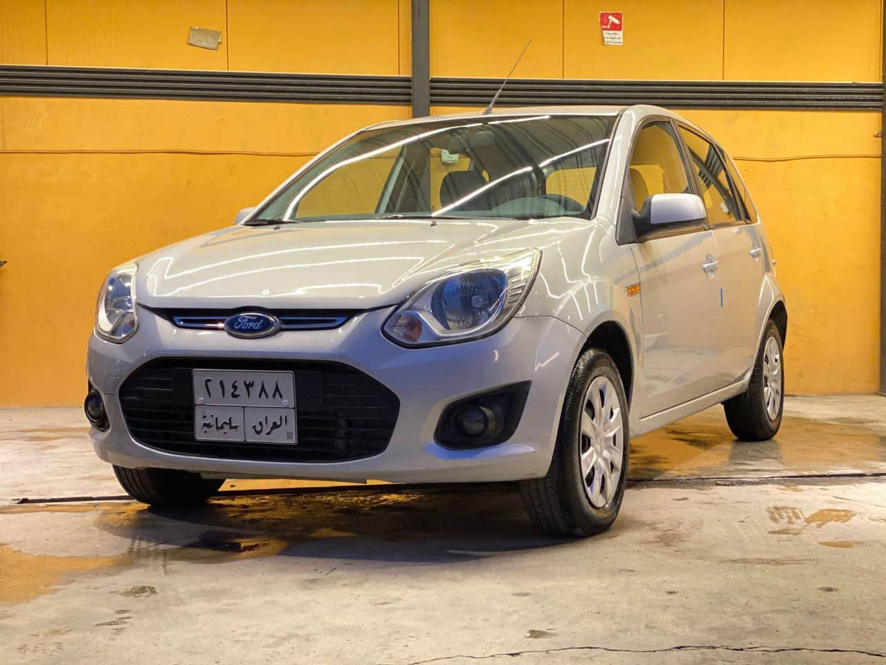 فورد  موديل ٢٠١٥🧿
زور باكه هيچ مه سره في نيه 
زور باكه ١٠٣ هه زار روشتوه
سه نه وي له سه ر چوه
بي بوياخ بي ته عديل 👌
هه مو گياني به شه رت 
سعر ٨٩ $ 
معامه له يه كي كه م
*********** السليمانية, العراق
