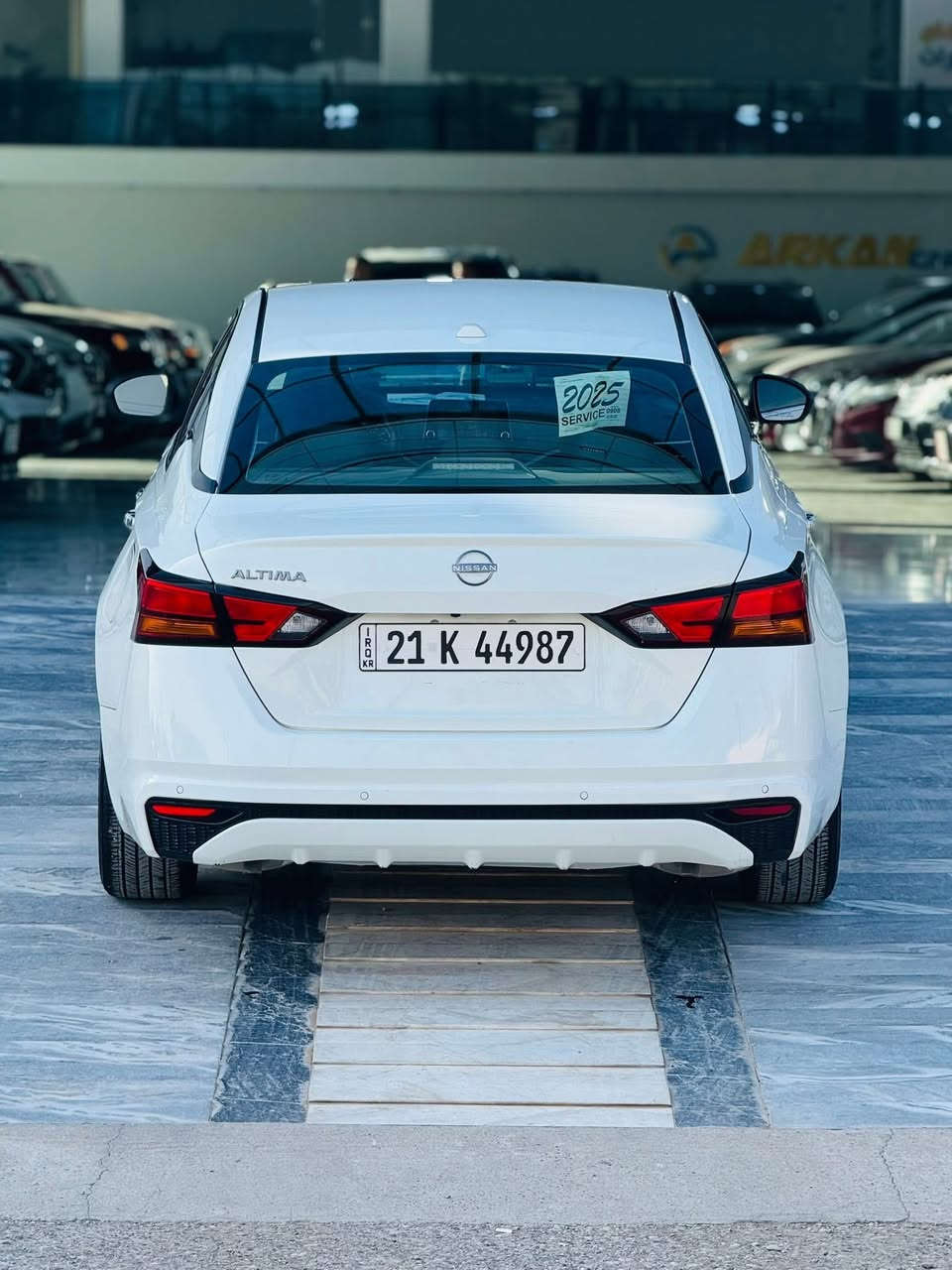 سلام عليكم 
للبيع نيسان التيما SV
موديل 2025 
موصفات  SV 
تحكم استيرن 
تشغيل بصمة 
تشغيل عند بعد 
شاشه جبير 
كامره خلفي 
رادار امامي 
رادار جانبي 
رادار خلفي 
اناره داخلي 
ويل كب 5 كروم 
تثبيت سرعه 
لد نهاري امامي 
كوشن كهرباء
سياره بدون نقص
حادثه بونيد + جاملغ وباب خلفي بدون دواخل 
مكاني ديالى خانقين 
***********
