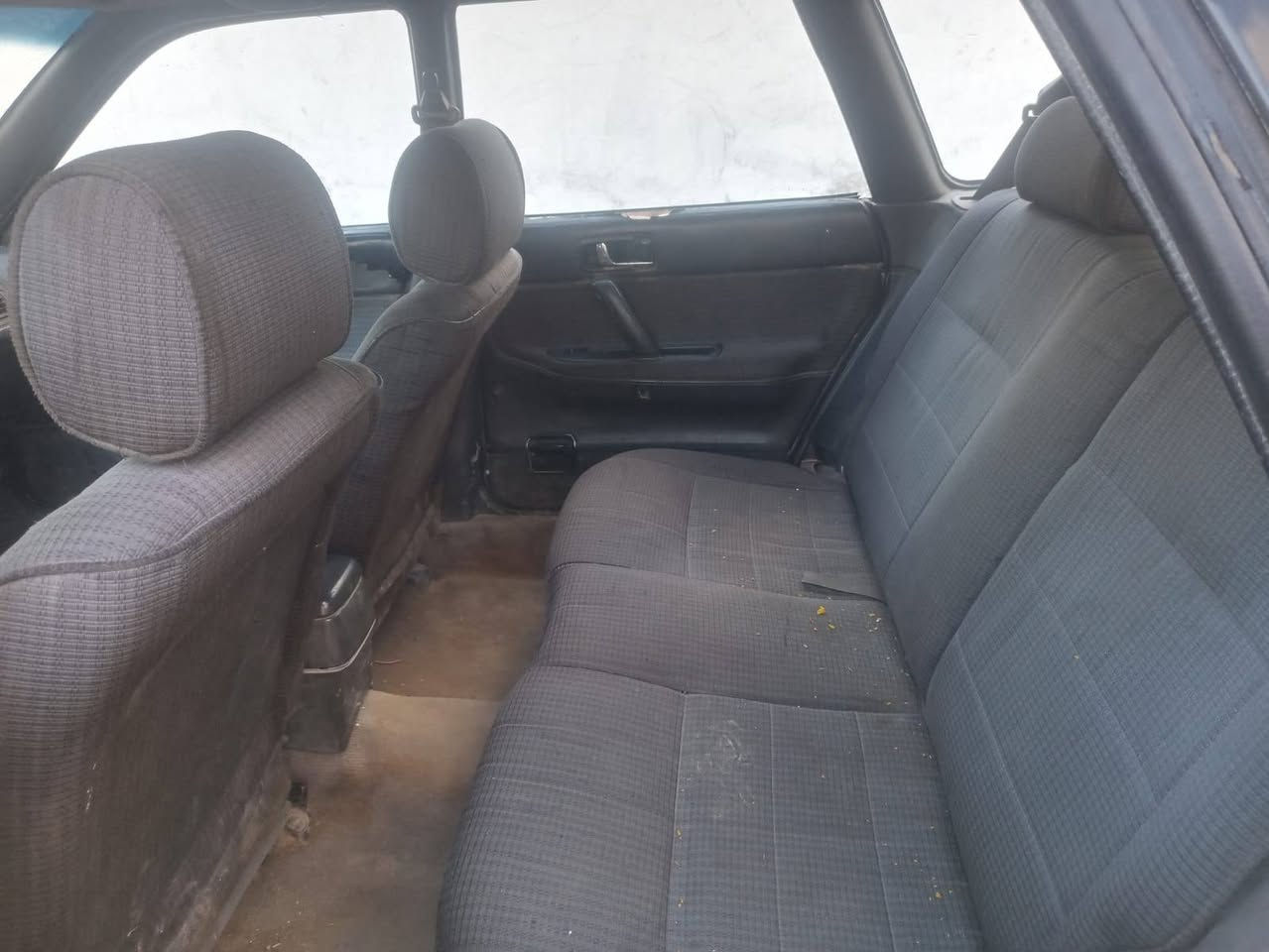 سوبارو ٩٣ محرك كير شرط كابون بانزين تحويل وكاله بيها حزام بلا ضرر السعر ٢٩ وبيها مجال مكان السيارة اسكي موصل
***********
