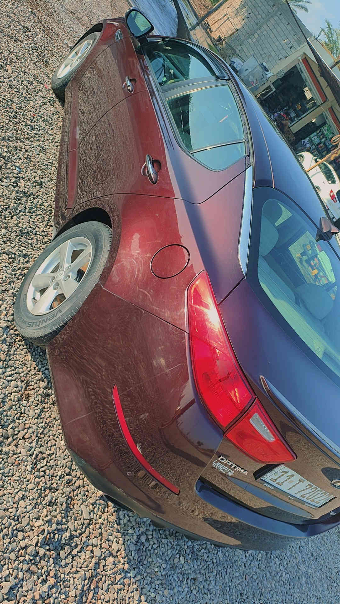 سلام عليكم للبيع كيا اوبتيما موديل 2015 وارد امريكي مكينه ٢٤٠٠ مامفتوحه كير مكينه تبريد حداديه مكفول بيها قطعه صبغ بس بنيد وجارد مثل ما موضح بالصوره ماشيه ٩٠ حقيقي رقم بغداد تحويل مباشر سياره جاهزه وحلوه السعر ١١٧ وبيها مجال للطيبين عنواني ديالى ناحية جديدة الشط قرب الراشديه مال حسينيه للاستفسار ***********
