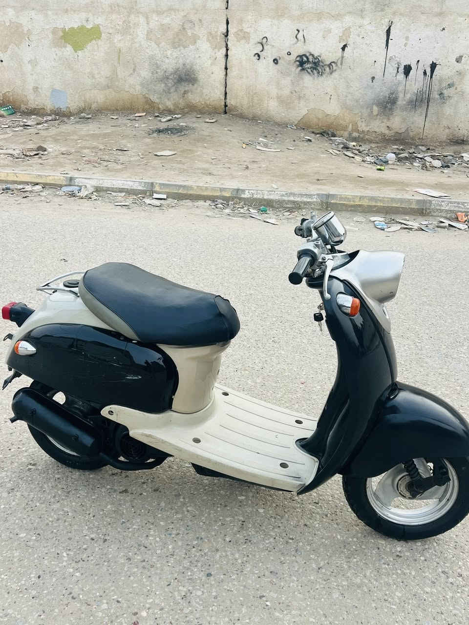 دراجه مصريه للبيع شغاله هندر سلف اشاير لايت عالي ناصي كهربائيات كلها شغاله دراجه شلعه ومعدل فول 
مكان ناصريه حي اريدو السعر 250
***********
