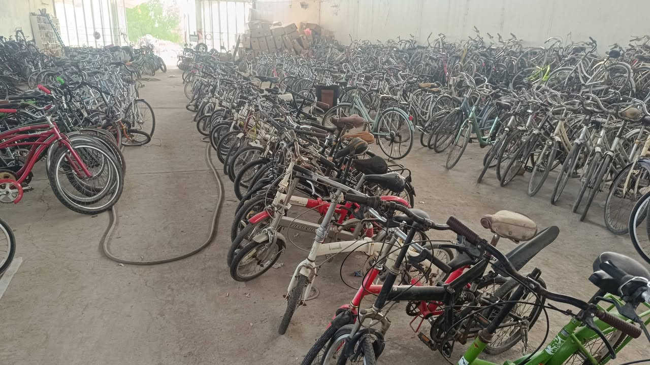 بايسكلات ياباني جملة مفرد حاويه للبيع بسعر الجمله🚲🇦🇺🇧🇻🇦🇮🇦🇫
بابل، ناحية السدة المفرق👏
مجمع القمة الجديد للبايسكلات قرب مطعم اجواء بابل 🌹🌹🌹🚲🚲🚲

*********** احمد الغانمي 

*********** أبو مصطفى

***********  احمد اليساري
شنو تريد اكو وبسعر مناسب
#بناتي٢٦ ٢٧. بكل تفاصيله  🌹🚲🌹🚲
#اطفال ١٤،١٦،١٨
#جبلي ٢٦ و٢٧ ياباني
#يطبك جبلي
#عرباين اطفال باله وعرباين احتياجات خاصة
#ماركات عالمية ووووو♥️🚲♥️🚲
#يوجد توصيل جميع المحافظات للكميات
