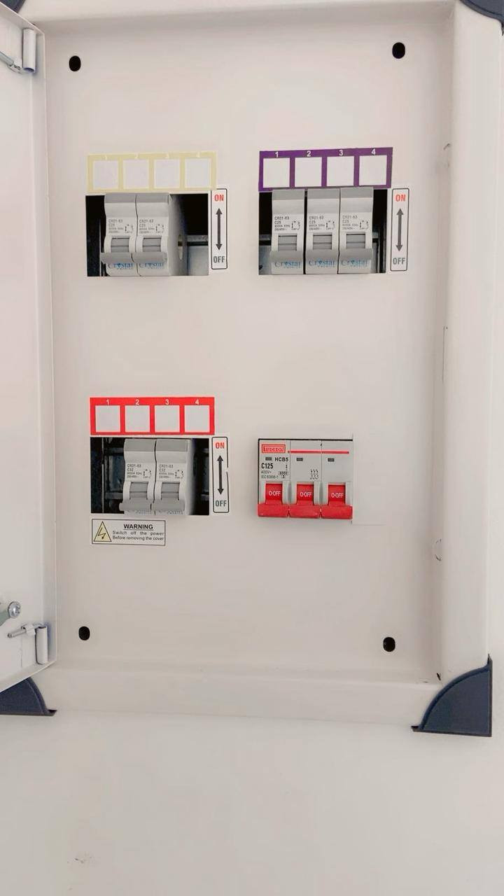 السلام عليكم
كهربائي تأسيس سيكون وبوري وضاهري جميع الأنواع وصحيات ونصب كامرات بأسعار مناسبه متواجد في شقلاوة للاستفسار 
*********** اتصال
***********واتساب
