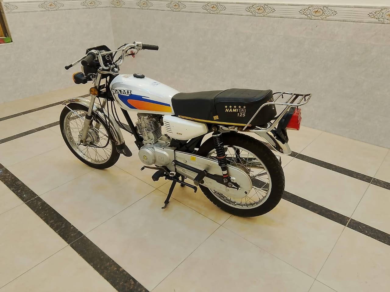 سلام عليكم دراجه البيع اوراق اصولي مديل 2021 طالعه 22 سعر 700 العنوان البصره ياسين خريبط شراي يتصل ***********
