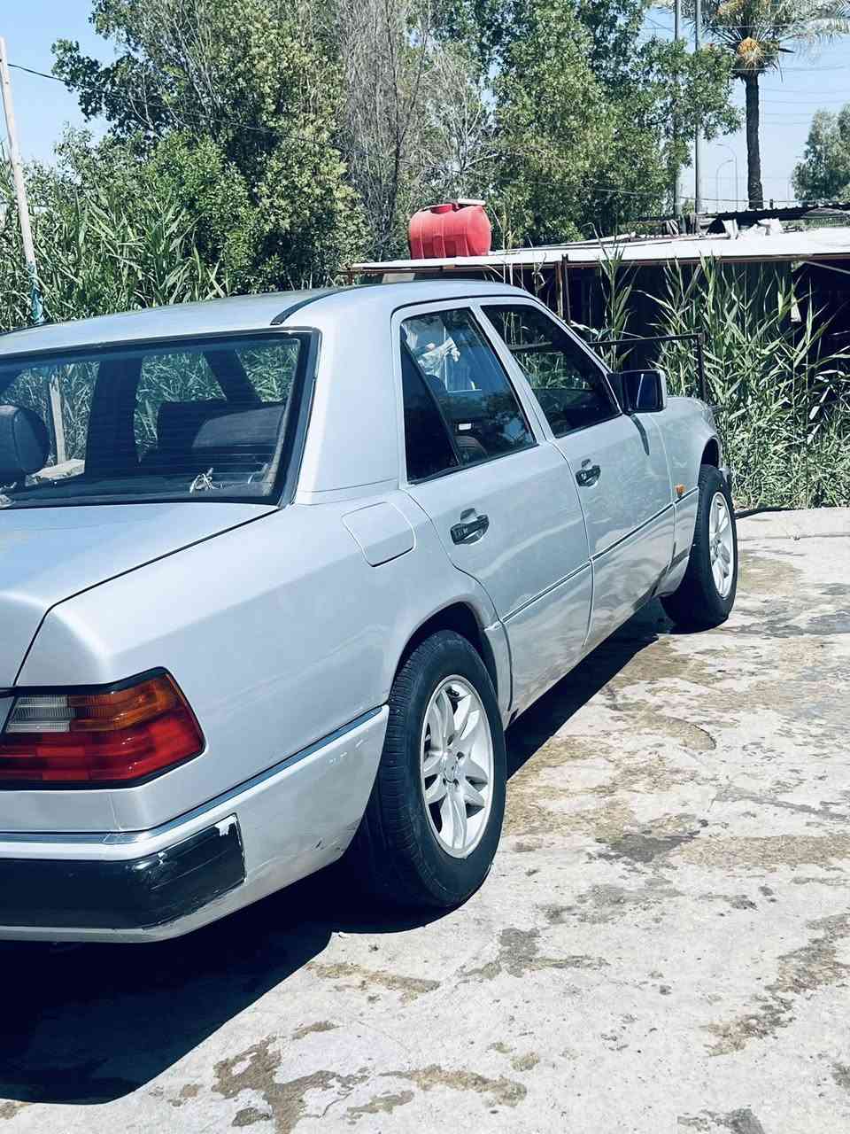 السلام عليكم مارسيدس دب موديل 91 حداديه امامي خلفي جديد محرك بلاد قبق اسود حاويه گير واكسل جديد قواعد دبل مكفوله كفاله عامه تخم تايرات بغداد رقم انگليزي شرط التحويل مكفوله من الخياس السعر 60 وبيه مجال مكان السياره بابل ناحية النيل رقم صاحب السياره (***********)

