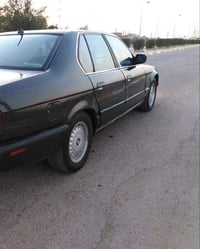 بي ام دبليو 735 • رقم انبار • الرمادي