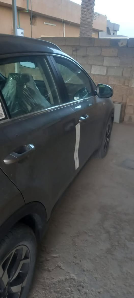 السلام عليكم …سبورتج موديل 22 سياره بيها جاملغ وبنيد بدون تبديل وبدون دواخل ليبل واحد السياره نظيفه 
التواصل /// ***********
