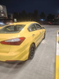 فورتي 2015 رقم بغداد مصفره هيىه وغرامات  حادثها بنيد فقط مكينه دوش 180...