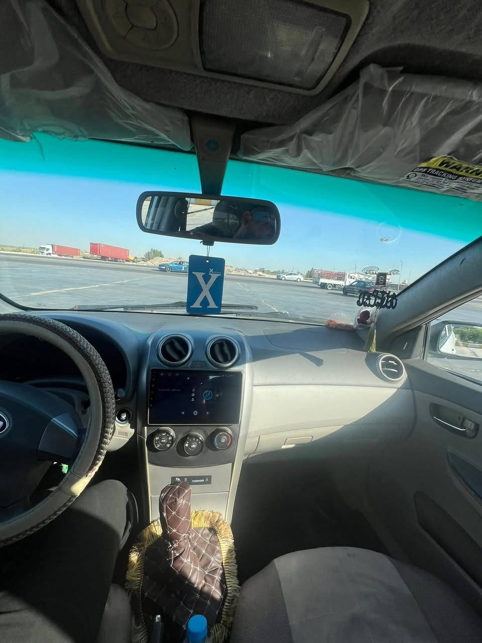 بي وايدي G3
 2013 
رقم بغداد محرك مكفول كير عادي مكفول  تبريد شغال 
السعر ٥٥ و بيها مجال 
مكان السياره واسط قضاء الصغيره
السياره بيها خدوش وبيها ضربه بل جملغ الأمامي
مصلح بارد 

للاستفسار ***********
