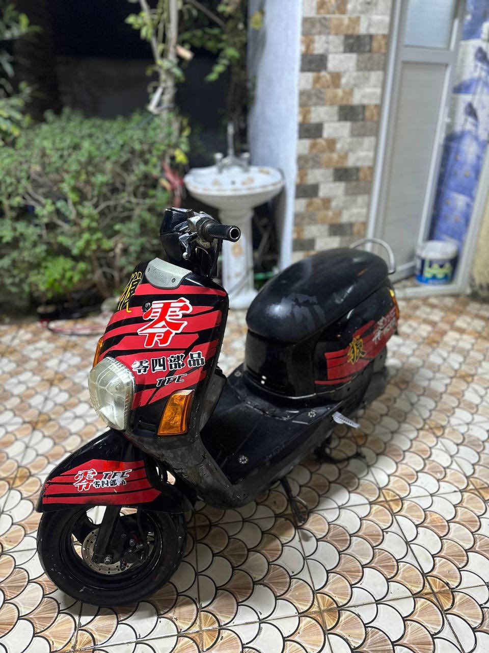 السلام عليكم 
ماكس بوليسي مديل 2007 كابريتر بوشه 49دراجه نكره سلف كهربائيات كامله لايت عالي ناصي كفر بلاد وموشم ختم واحد هوه والسواد مكينه خرسه دراجه جاهزه من كل النواحي سعرها 450 وبيها مجال للشراي (مكاني حله محاويل )
اتصال *********** 
واتساب ***********
