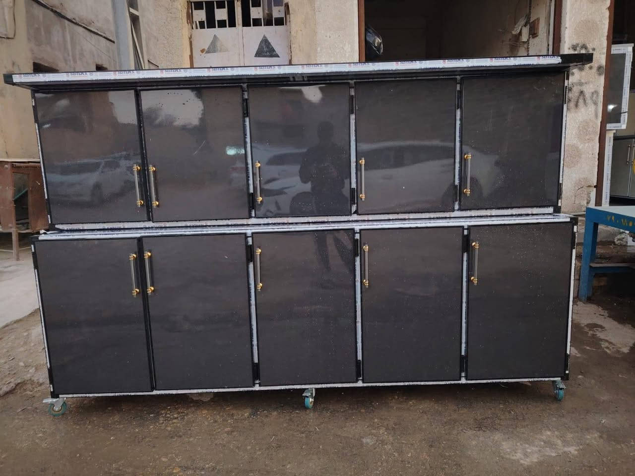 كاونتر ٢متر اونص جديد غير مستخدم تسكام أو اكو مستخدم البيع مكان عل شط يم فرع السيد غازي أو منطقة الكربلا ئي يم المسبح عفك الاستفسار اوتتصل *********** اوحتى العنده مراوس أو بيع چنه حاضرين
