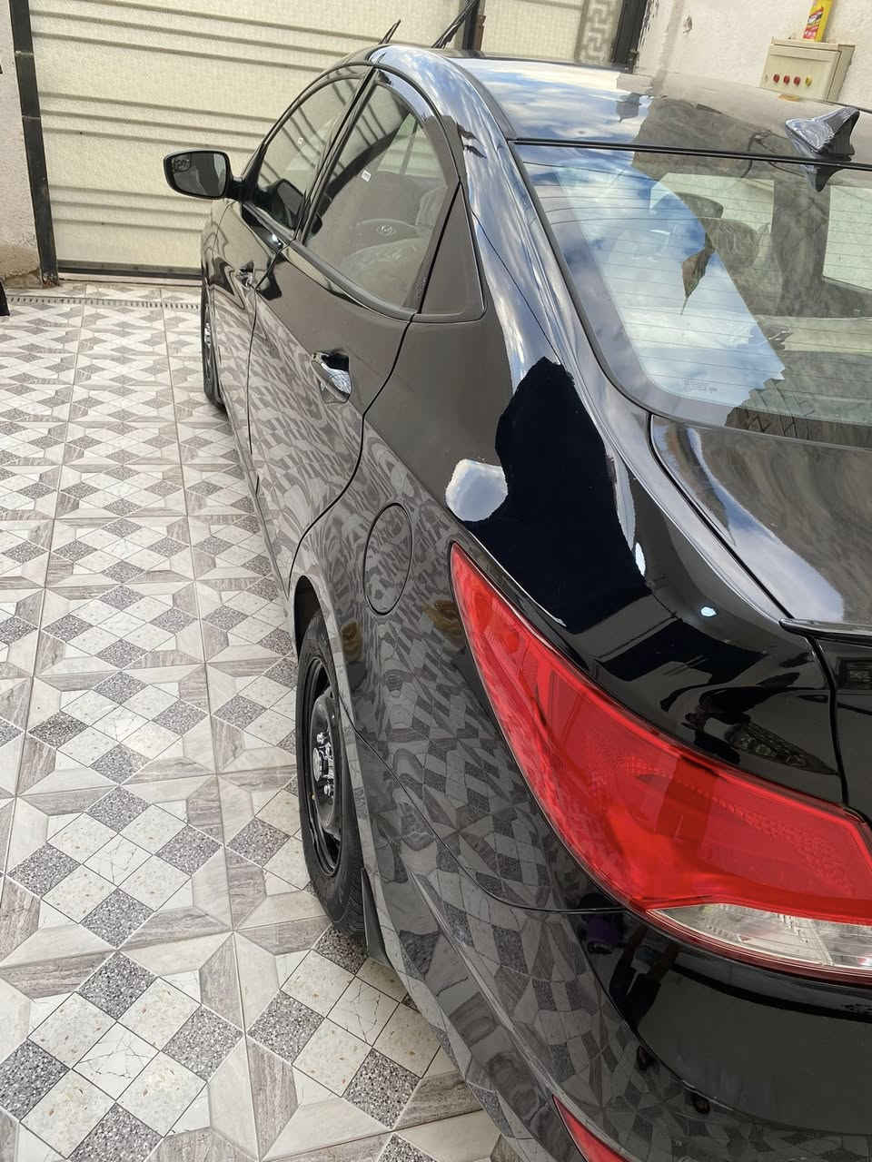 سلام عليكم اكسنت مديل 2016 وارد امريكي سعرها 90 تصال فقط ***********
