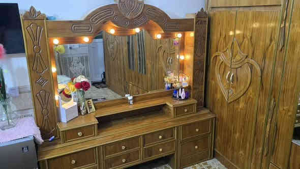 السلام عليكم غرفه نوم صاج عراقي تزكام مكاني كربلاء رايدها مليون وربع وبيها مجال الشراي يتصل ويدلل*********** كربلاء
