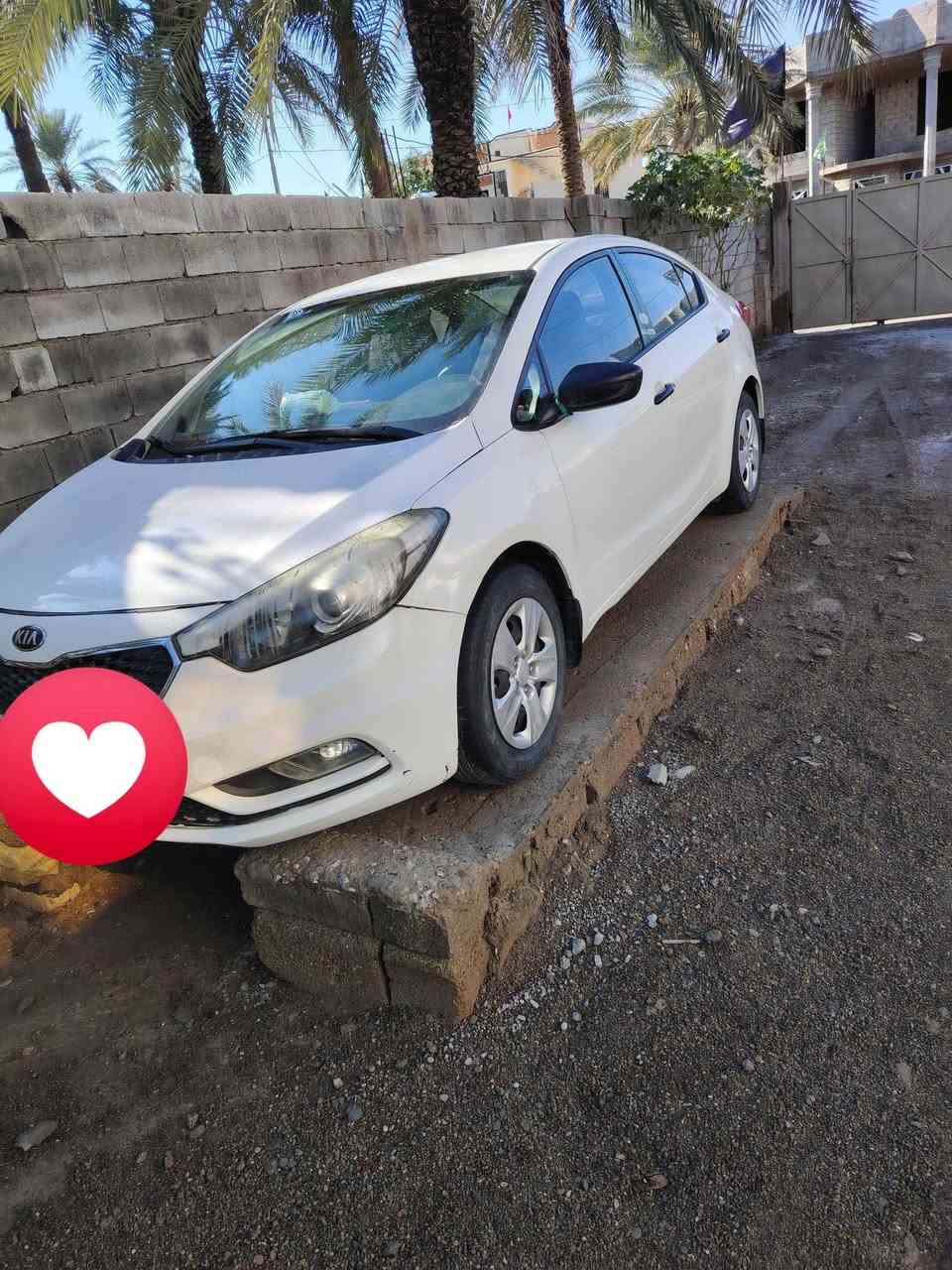 سلام عليكم كيا سيراتو موديل 2015 بيع ومراوس
محرك وكير كفاله على شركه ما مفتوح تتفئه تبريد شغال سياره جاهزه صدر 80٪صبغ بدون دواخل ابيع حزام وسونار موجود بل منشور سياره خليجي مكينه 1600 بلادي سنوية الغايت 2031 بسمي السياره تحويل ثاني يوم سعر 100ورقه  بيهه مجال رقم تلفون *********** واتساب موجود وخاص هم موجود
