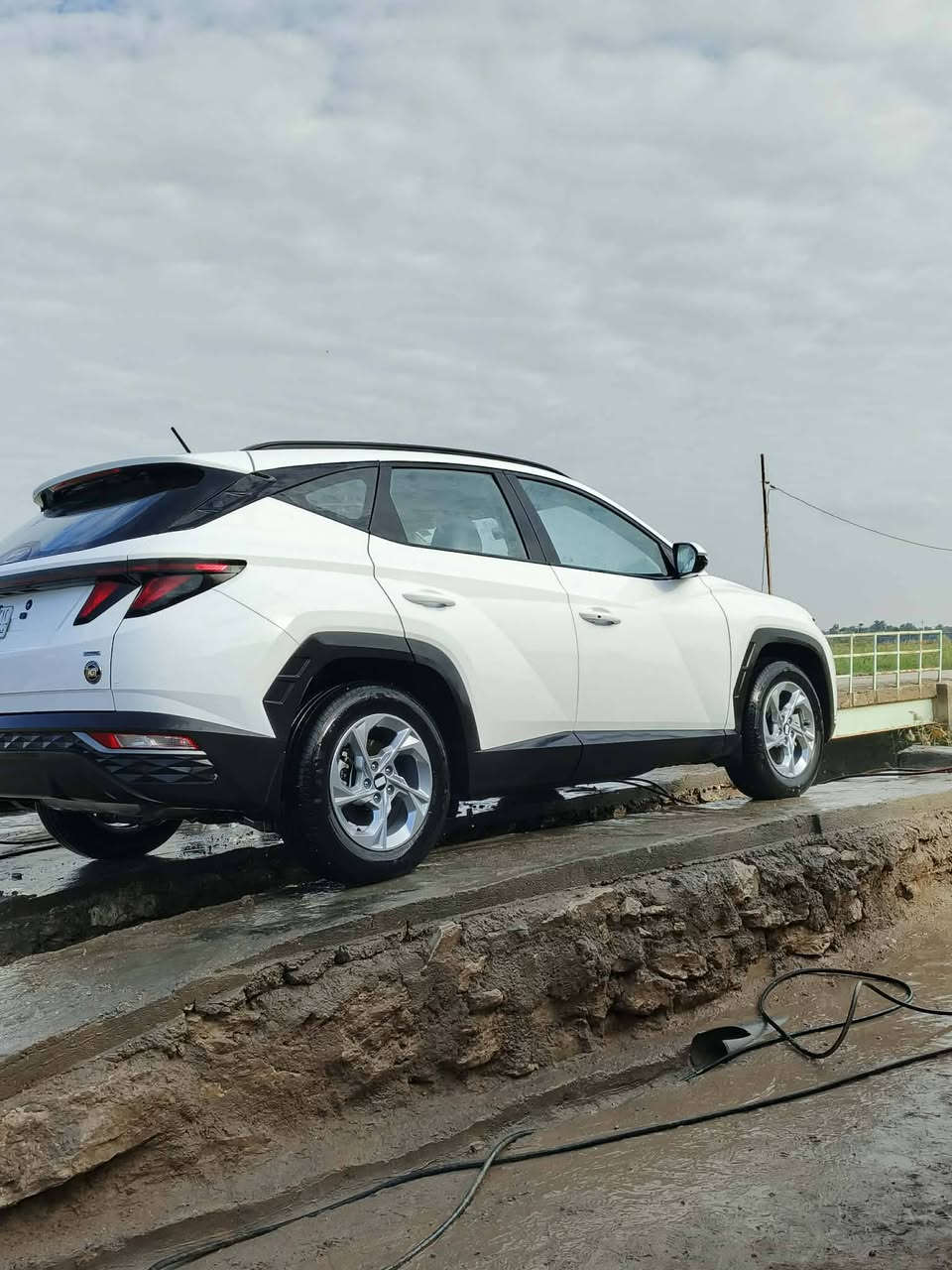 توسان خليجي فول كفاله من الزلغ مديل 24 بدون ارقام تترقم عموم العراق  المكان السماوه *********** ماشيه 20
