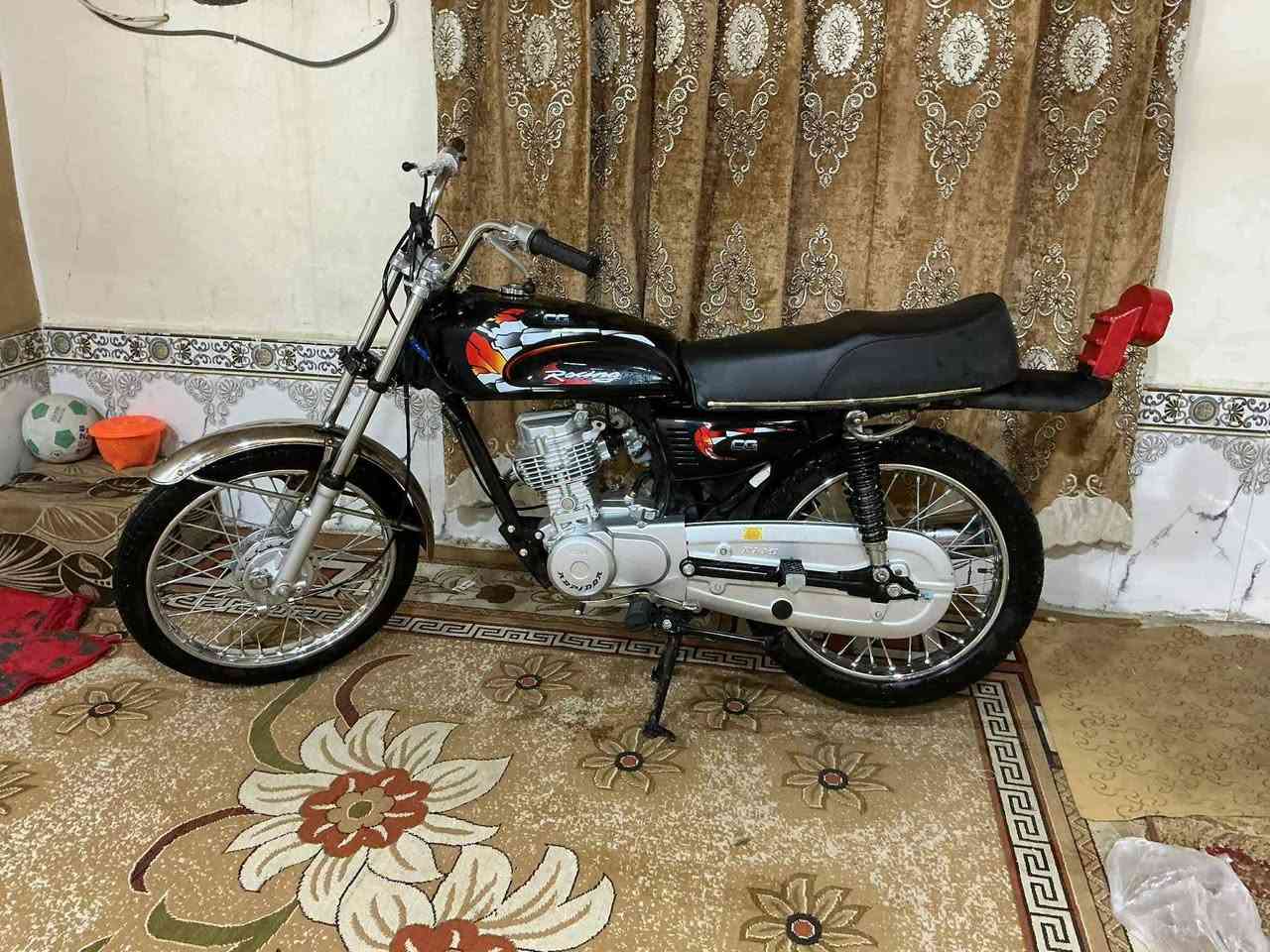 السلا عليكم دراجه نامه 4كير تعمير جديد كله25دراجه خير من الله الدراجه كلك كلك كلك المكينه رابيدو برغي مامفتوح بيها تجي وشوف المكان ناصريه مركز السعر700وبيها مجال الرقم***********
