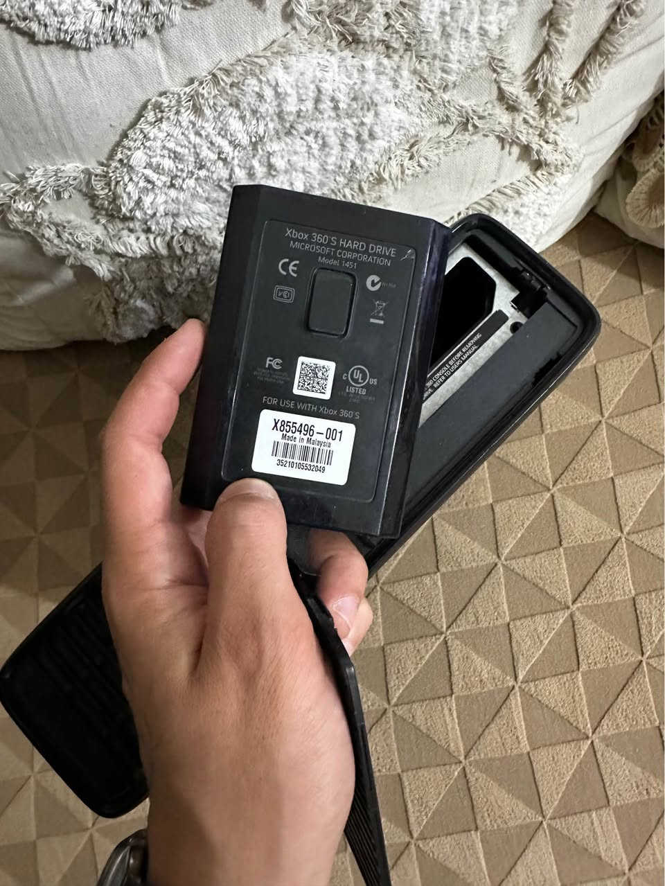 جهاز نظيف ومداخل تصليح هارد 250 GB بي 130 لعبه كلهن قويات وحديثات ويا جوستكات ثنين شغالات وايرلس غراضه كامله شرط مداخل تصليح ومكفول مكاني بغداد حي الجهاد السعر 85 وبي مجال الله شاهد مشتري جديد من 2018 
***********
موجود واتساب بغداد, العراق
