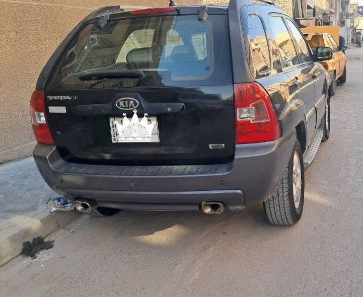 السلام عليكم  
سبورتج 2006 .محرك 6 سلندر 2700
كير ومحرك وتبريد جاهزة مكانها بغداد 
السعر 78 ...رقم ***********
