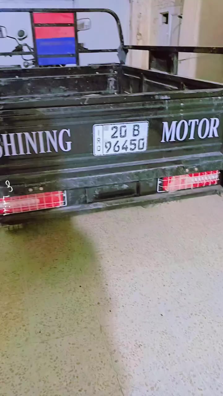 ستوتة موديل 2023ترقيم جديد برغي بيهه ما مفتوح كلشي شغال بيههه السعر3ملاين...لا اتصال***********عنوان تقاطع القدس
