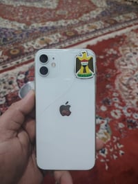 آيفون ١١ • ذاكرة ١٢٨ • عادي