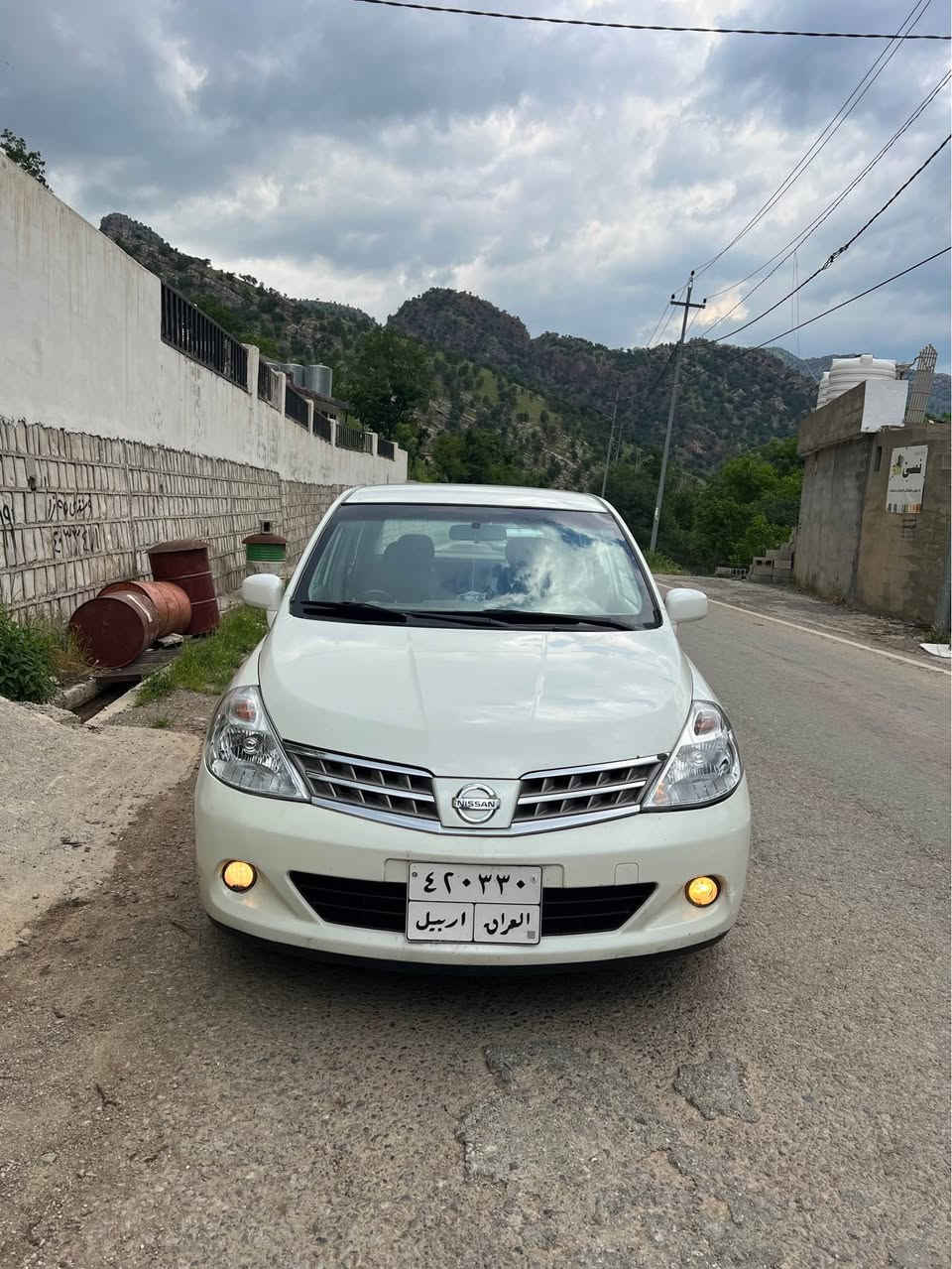 نیسان تیدا ٢٠٠٩. 
گێڕو مەکینە بەشەرتە  سێ پارچەی هەیە بێ ژۆرێ   گێڕ عادیە سەنەوی ساڵەک قەردارە 
ژمارەی مۆبایل ***********
سعری ٨٥ و مەجال سوران, أربيل
