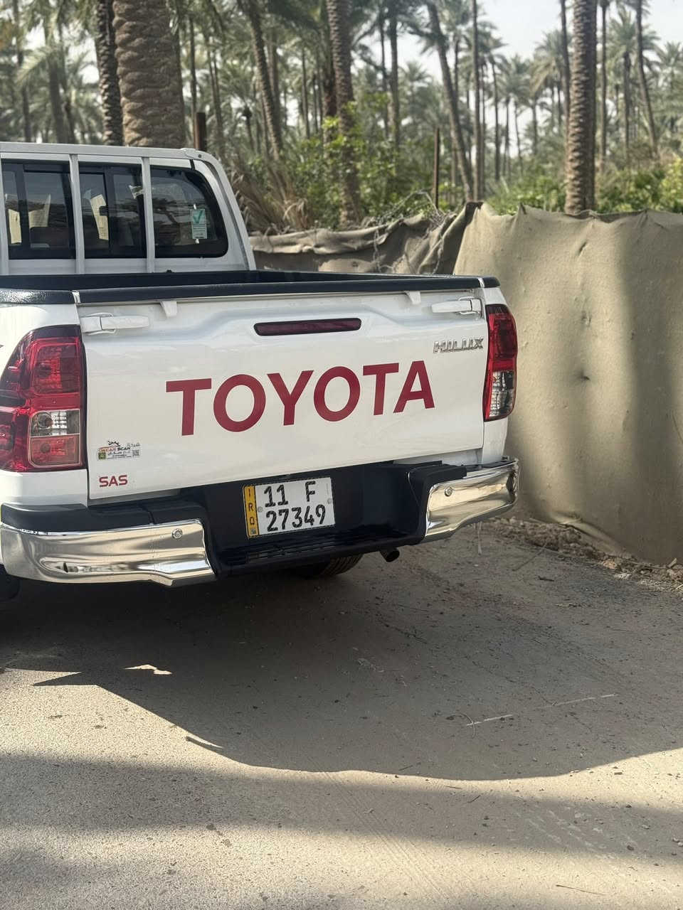 السلام عليكم للبيع بيكم تيوتا هايلوكس 2024 السياره ساز السياره مكفوله كفاله عامه 
السياره بسمي رقم دولي بغداد 
محرك كير تبريد صدر كله مكفول كفاله عامه 
عداد المشي 30 ألف ماشيه السياره الكلي
السياره جديده بمعني الكلمه 
بيها بس بارد موضح بالصوره 
السياره كير عادي 
السعر 239 وبيها مجال بصيط 
العنوان بغداد الكريعات 
رقم الهاتف ***********
