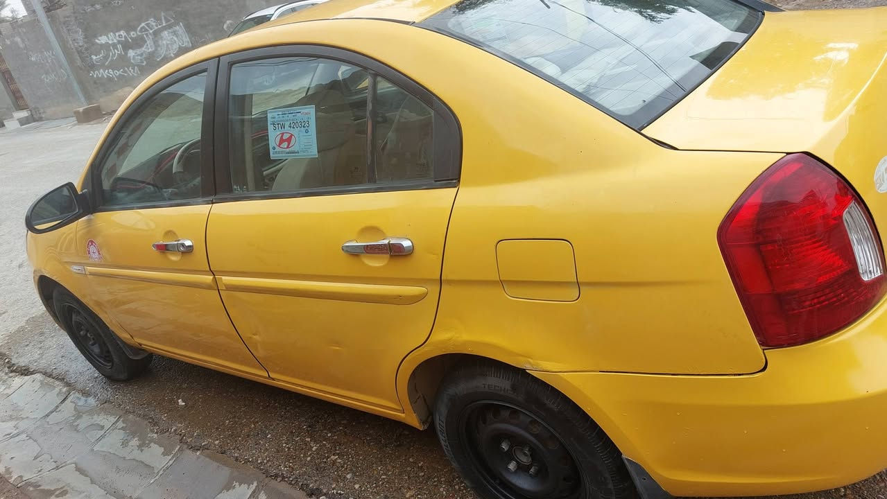 اكسنت 2007 وارد أمريكي حادثها جاملغ الأمامي الأيمن بدون دواخل باقي السيارة ليبل واحد كير ومكينه خير من الله تبريد وتدفئه شغالات صدر جديد رقم بغداد السيارة جاهزة
السعر / 70 وبيها مجال 
العنوان/ ديالى خان بني سعد 
رقمي / ***********
