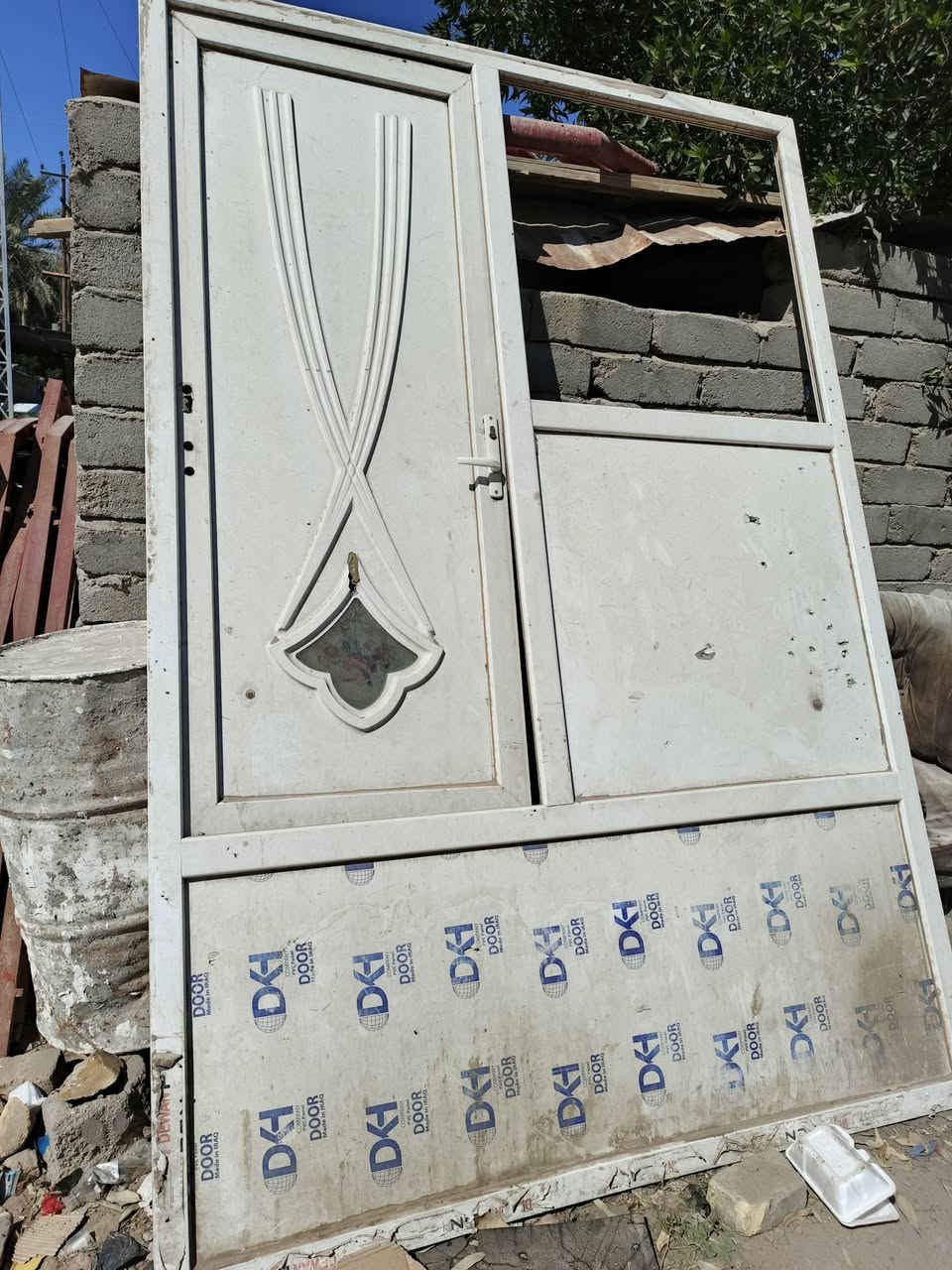 قطاع المنيوم هوه والباب السعر 100 مكاني ناصريه حي الزهراء
***********
