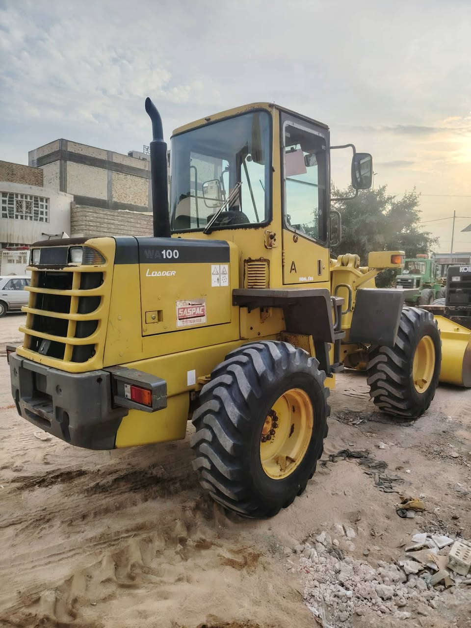 اللهم صل على محمد وال محمد
كوماتسو حجم 100 دخول جديد محرك 6 سلندر
ميكانيكي تخم تاير
وارد يابان
شغل جاهز من كل النواحي
النضافه واضحه بصورة جدا شرط 
عدد العمل 1800ساعه فقط 
المكينه كلشي  ع وضع اليابان 
المكان كربلاء 
اللاستفسار الاتصال ع
***********
