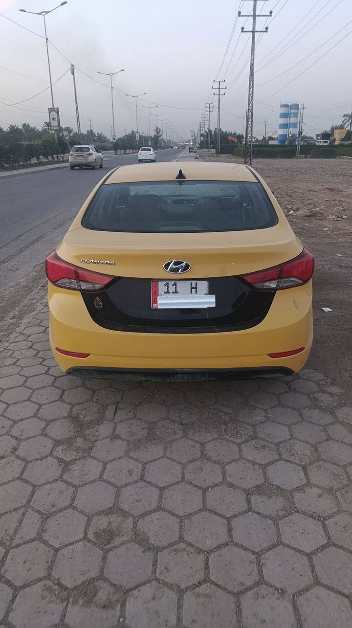 النترا امريكي موديل 15 كير ومكينة في وضع جيد والضرر مثل مموضح اطلب بيها 112 وبيها مجال مكاني بغداد للتواصل ***********
