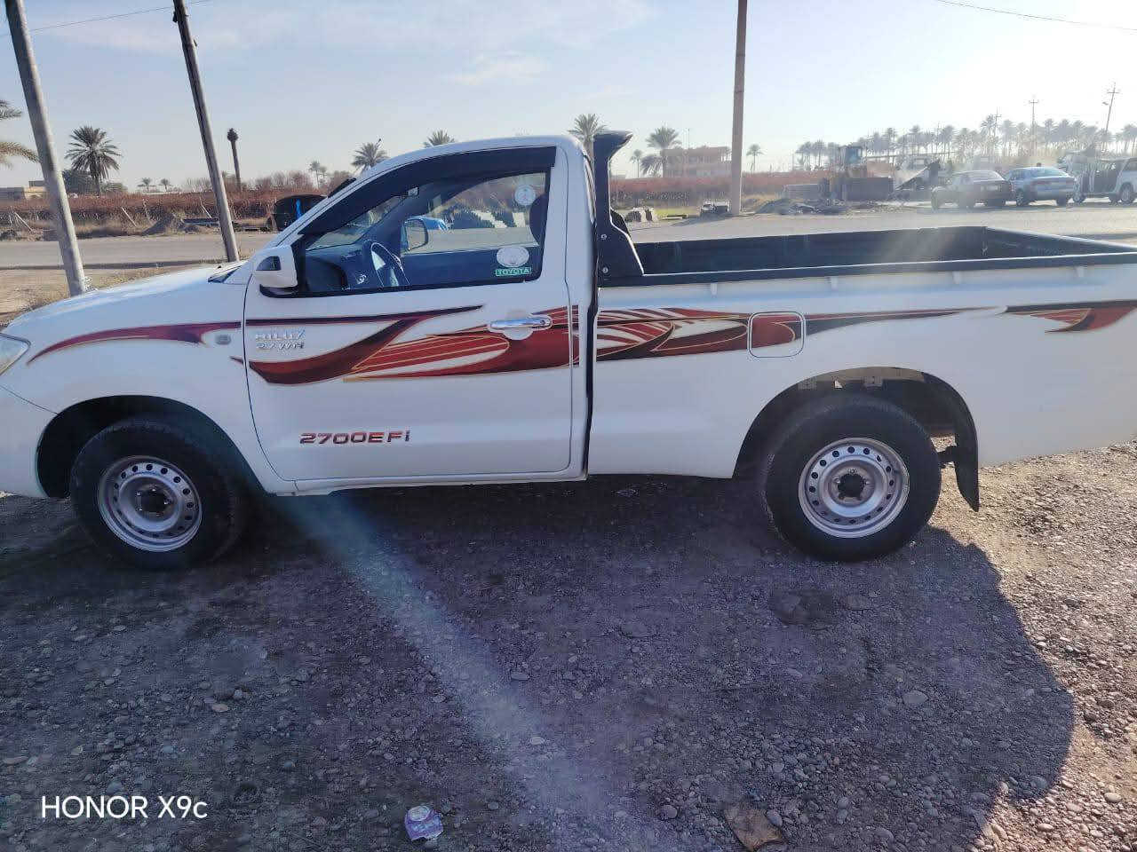 سلام عليكم سياره بيكم تيوته  رقم صلاح الدين مديل2010 سياره حلوه    تخم تاير السعر (143)  بيه مجال قليل رقم جديد المكان سامراء ناحية المعتصم  (***********)
