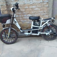 عندي تفصيخ دراجه شحن حجم ٢٠  و  ١٤ للبيع بغداد عامرية ٠٧٩٠٣١٥١٠٧٣